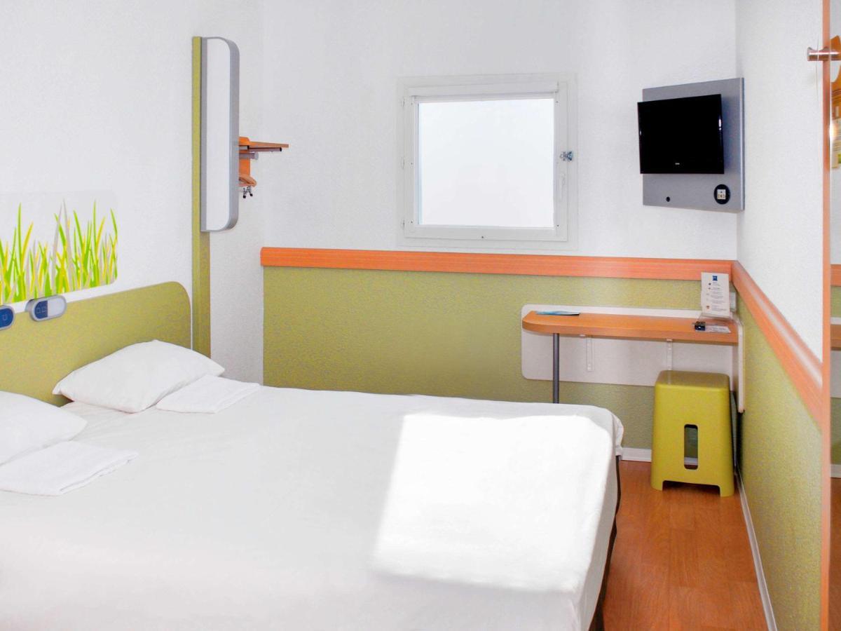 Ibis Budget Flers Grands Champs Exterior foto