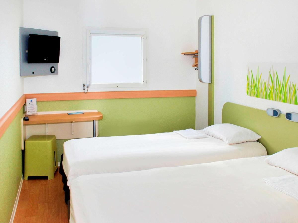 Ibis Budget Flers Grands Champs Exterior foto